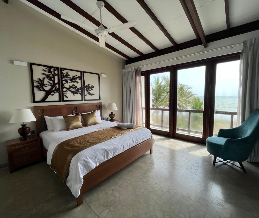 Driftwood Villa Pamunugama エクステリア 写真