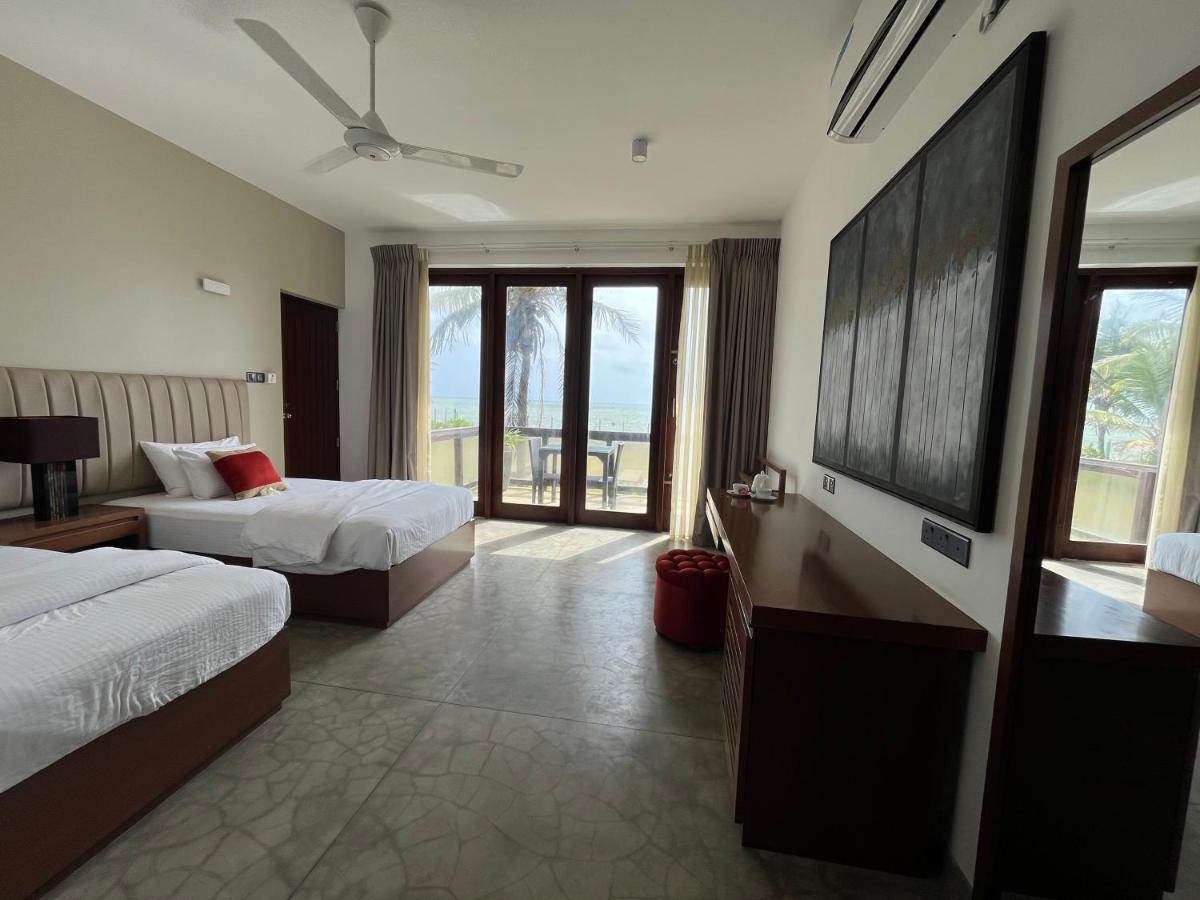 Driftwood Villa Pamunugama エクステリア 写真